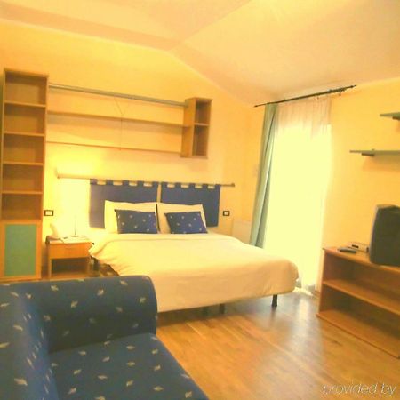 Central Hotel Tiepolo プラハ 部屋 写真